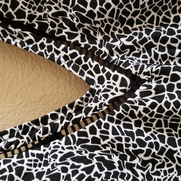 Frederick's Capri Plunge Neckline One Piece Swim Suit - Picture 5 of 7